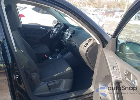 2012 Volkswagen Tiguan S z USA, uszkodzony, nr VIN WVGAV7AX3CW590914